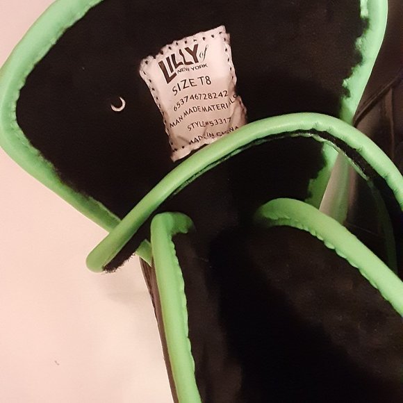 Sz T8 Lily of New York Toddler Snow Boots Black with Green soles and trim - Picture 4 of 6